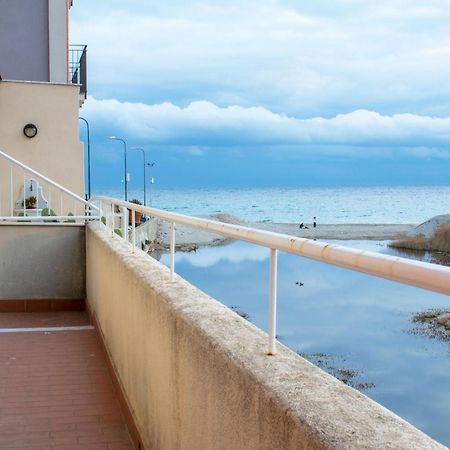 Apartmán 100 Metri Dal Mare Relax A Due Passi Dal Centro Finale Ligure Exteriér fotografie
