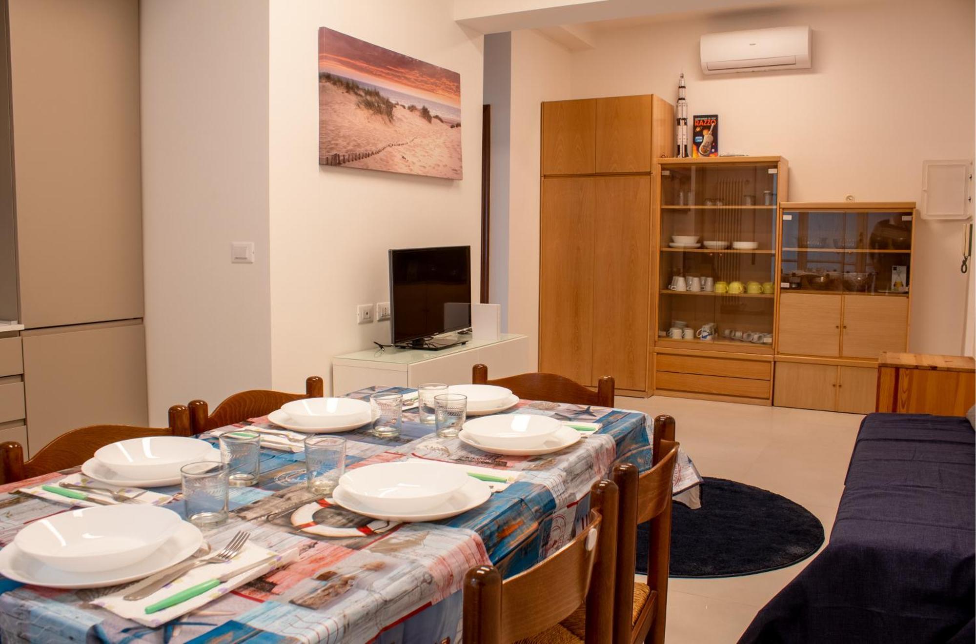Apartmán 100 Metri Dal Mare Relax A Due Passi Dal Centro Finale Ligure Exteriér fotografie